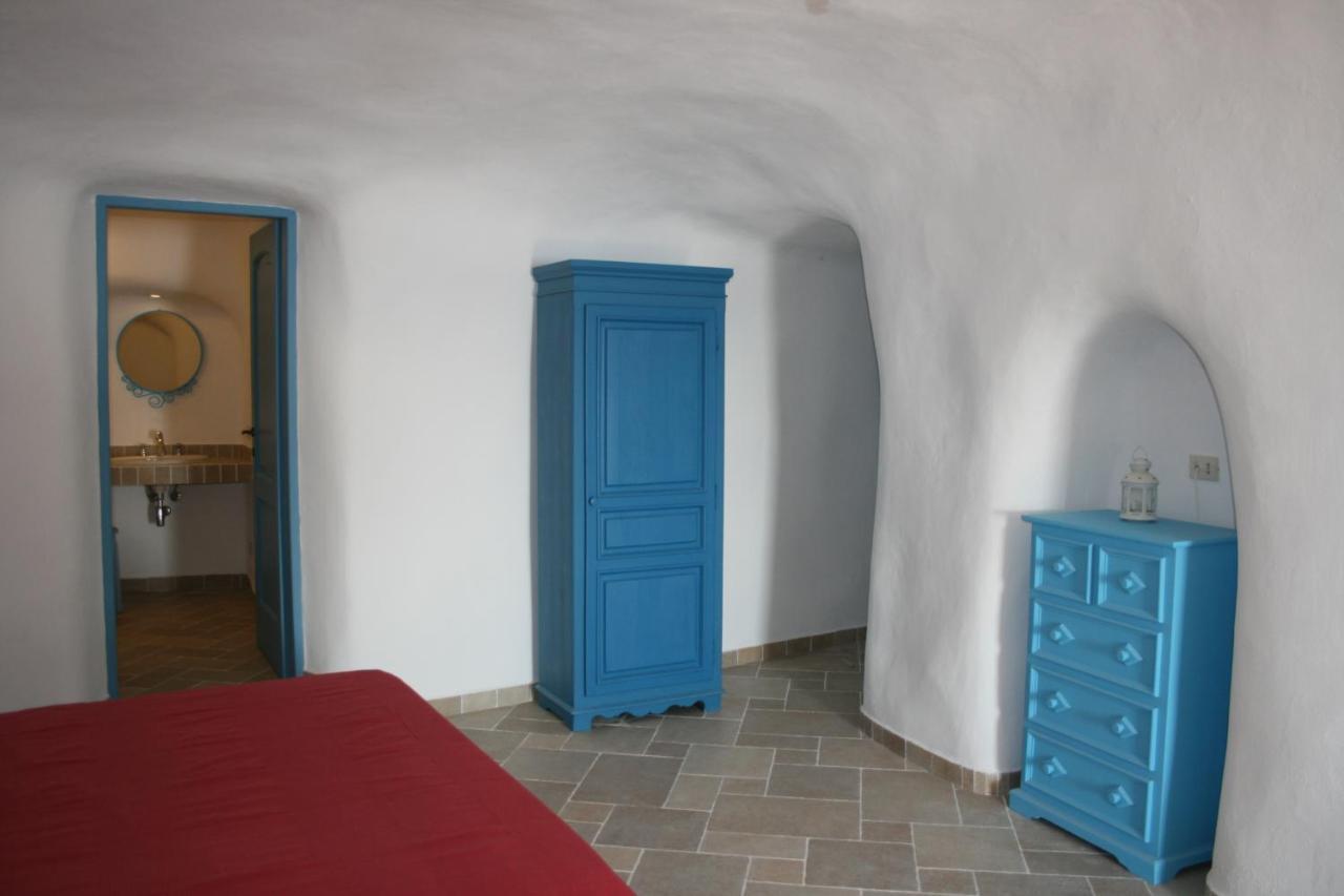 Maridea - Cave Suites ปอนซา ภายนอก รูปภาพ