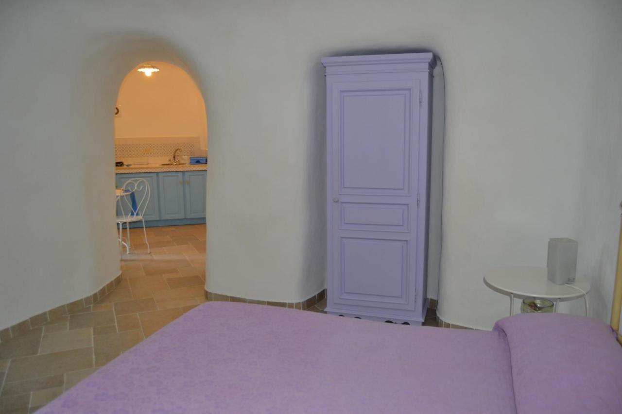 Maridea - Cave Suites ปอนซา ภายนอก รูปภาพ