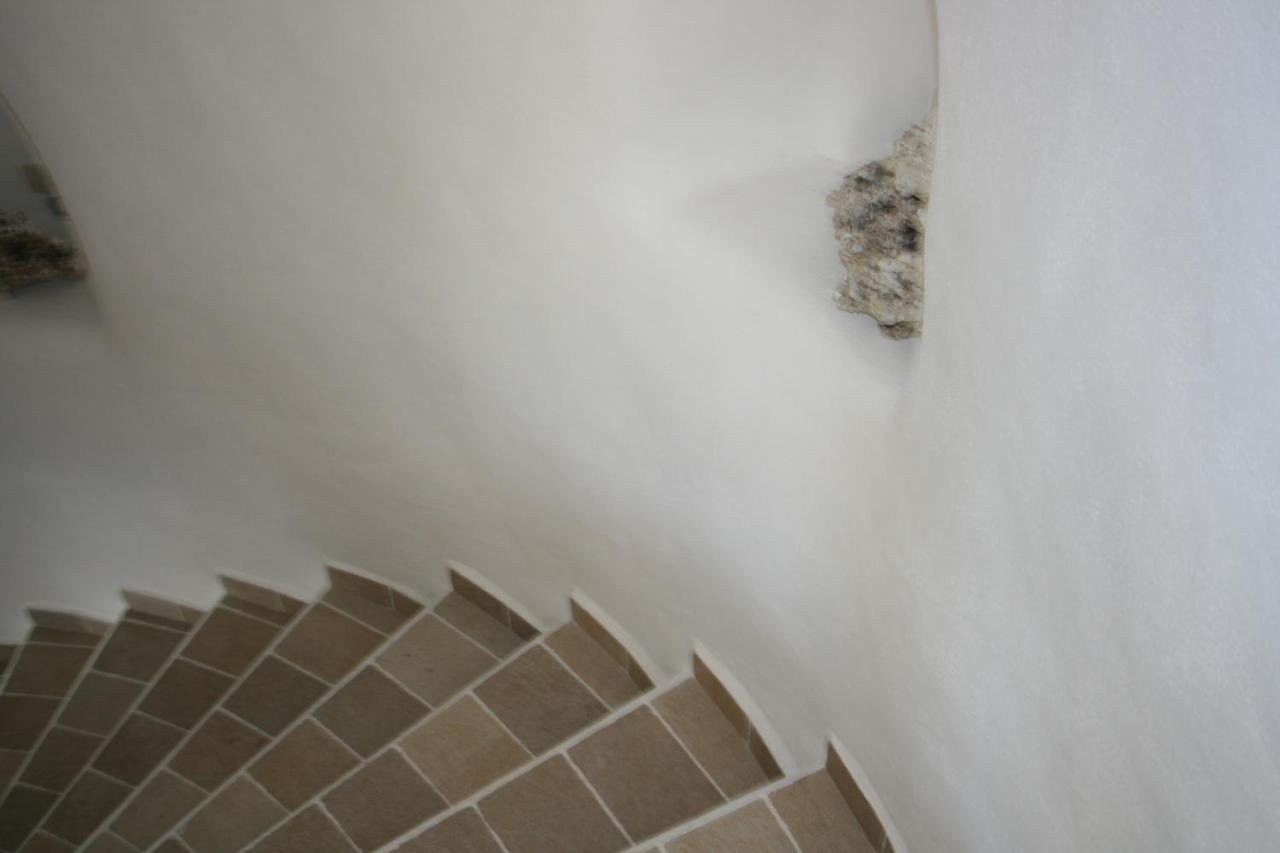 Maridea - Cave Suites ปอนซา ภายนอก รูปภาพ